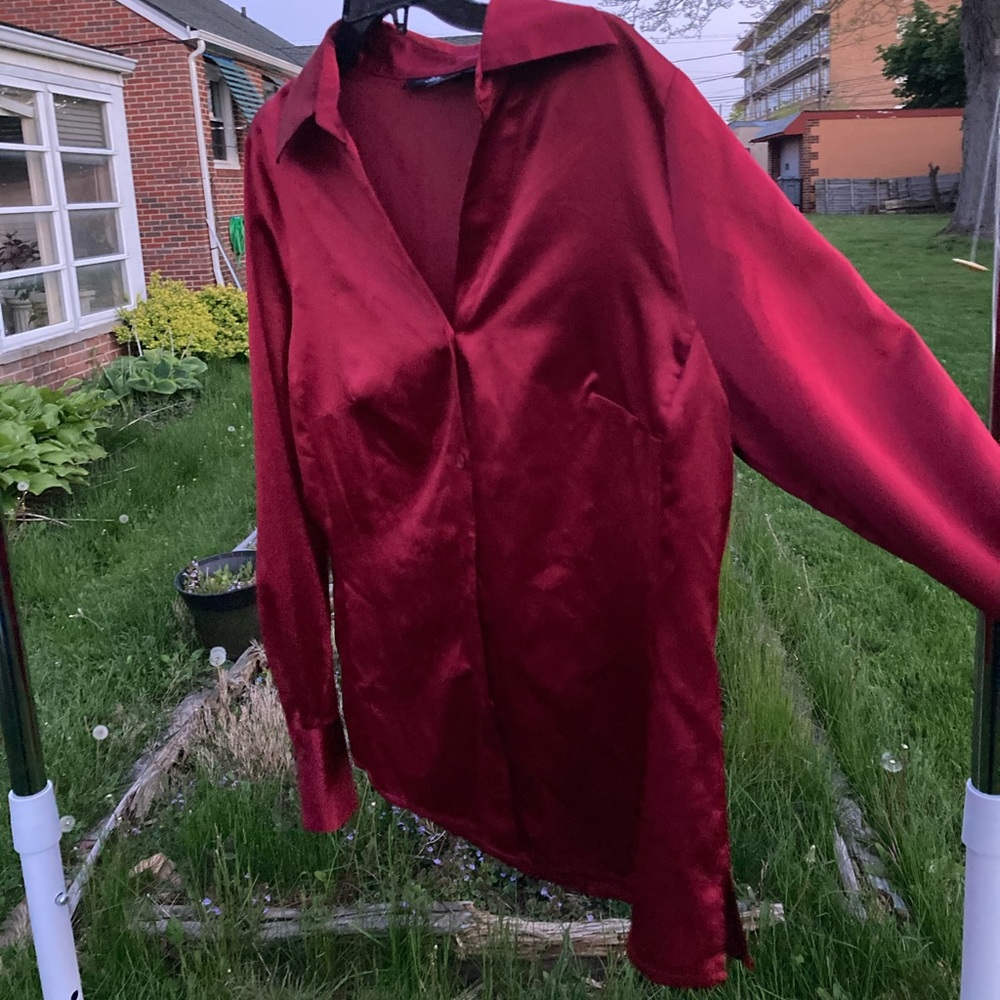 East 5th Red Silk Shirt - Picture 3 of 5